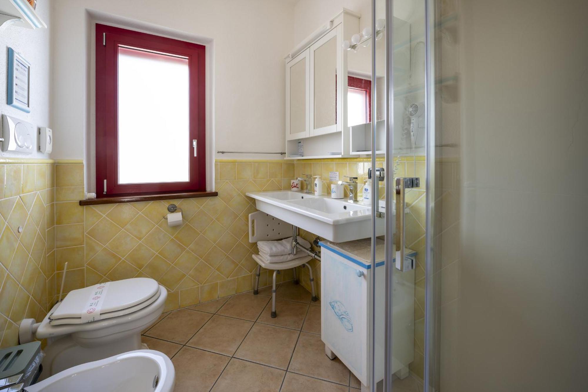 L'Orso E Il Mare (Adults Only) Bed & Breakfast Palau Exterior photo